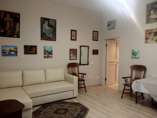 Продам двухкомнатную (2-комн.) квартиру, Красных Командиров пр-кт, 19, Зеленогорск г