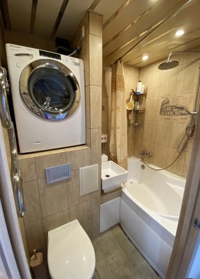 Продам трехкомнатную (3-комн.) квартиру, Дубковское ш, 17, Сестрорецк г