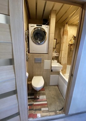Продам трехкомнатную (3-комн.) квартиру, Дубковское ш, 17, Сестрорецк г