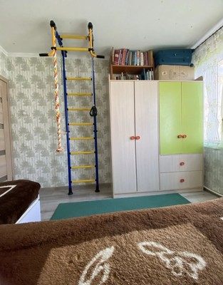Продам трехкомнатную (3-комн.) квартиру, Дубковское ш, 17, Сестрорецк г