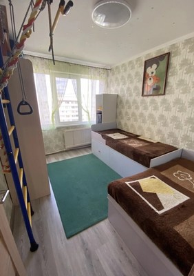 Продам трехкомнатную (3-комн.) квартиру, Дубковское ш, 17, Сестрорецк г