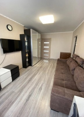 Продам трехкомнатную (3-комн.) квартиру, Дубковское ш, 17, Сестрорецк г
