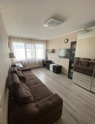 Продам трехкомнатную (3-комн.) квартиру, Дубковское ш, 17, Сестрорецк г