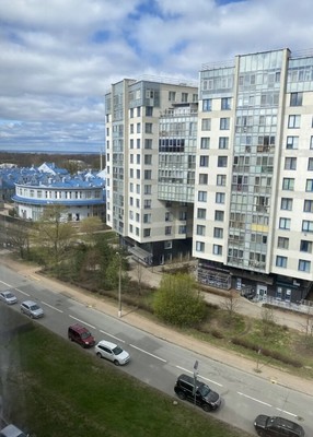 Продам трехкомнатную (3-комн.) квартиру, Дубковское ш, 17, Сестрорецк г