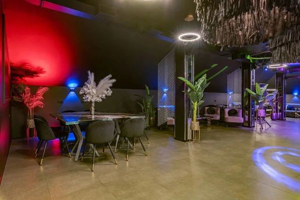 Продам коммерческое помещение 513 м2, Волховский пер, 16/20 1, Москва г