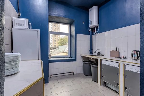 Продам коммерческое помещение 513 м2, Волховский пер, 16/20 1, Москва г