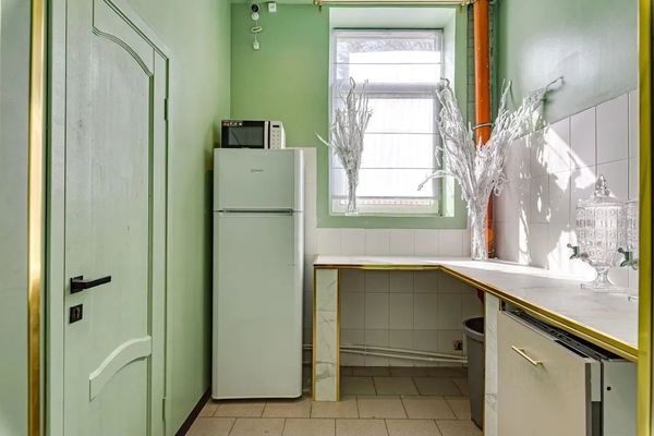 Продам коммерческое помещение 513 м2, Волховский пер, 16/20 1, Москва г