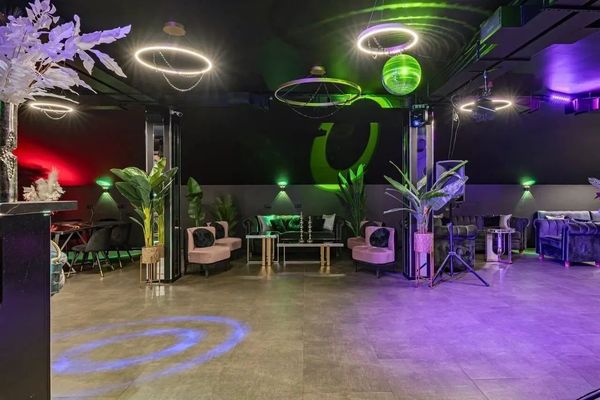 Продам коммерческое помещение 513 м2, Волховский пер, 16/20 1, Москва г