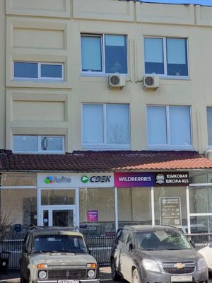 Продам коммерческое помещение 1 075 м2, Маршала Катукова ул, 19к1, Москва г
