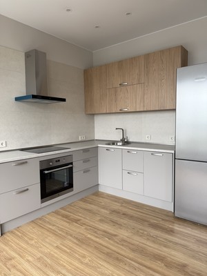 Продам двухкомнатную (2-комн.) квартиру, 4-я Мякининская ул, 27, Москва г