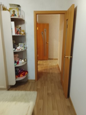 Продам двухкомнатную (2-комн.) квартиру, Микрорайон тер, 18, Криводановка с