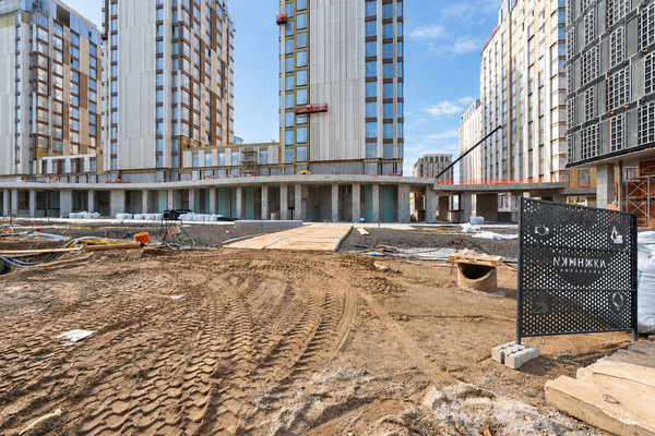 Продам двухкомнатную (2-комн.) квартиру (долевое), Лужнецкая наб, 2к4, Москва г