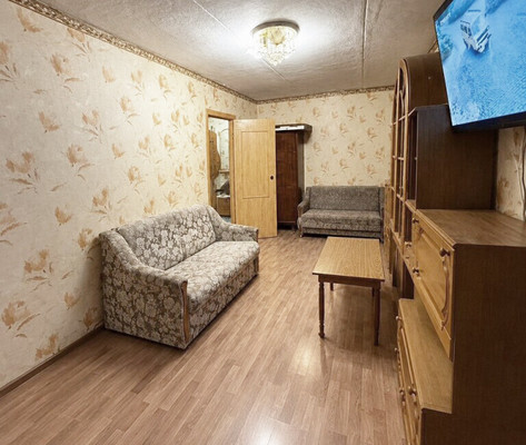 Продам однокомнатную (1-комн.) квартиру, Гагарина ул, 24, Симферополь г