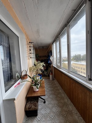 Продам двухкомнатную (2-комн.) квартиру, Зеленая ул, 31, Комсомольское пгт