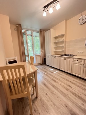Продам однокомнатную (1-комн.) квартиру, Заречный проезд, 8к1, Светлогорск г