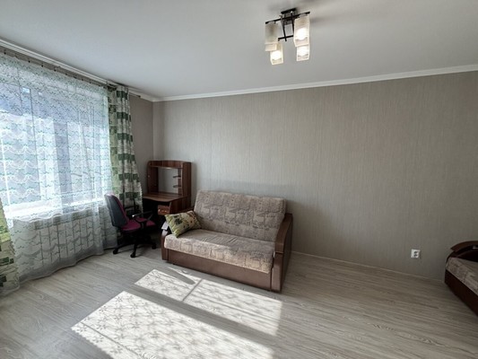 Продам однокомнатную (1-комн.) квартиру, Александровская ул, 28, Ломоносов г