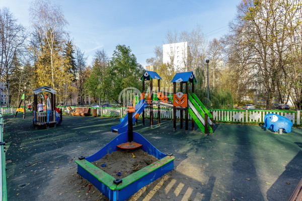 Продам трехкомнатную (3-комн.) квартиру, Обручева ул, 59, Москва г