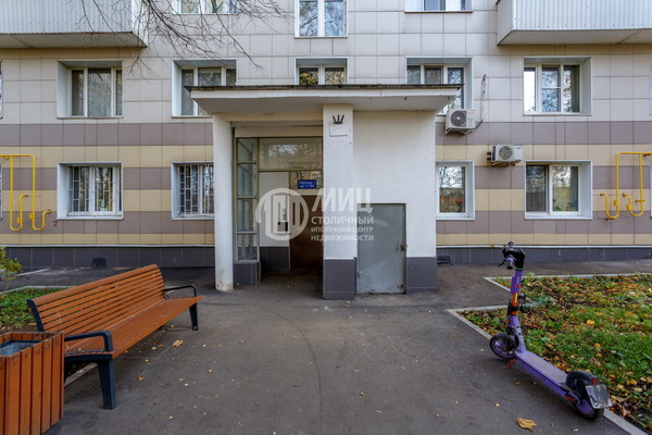 Продам трехкомнатную (3-комн.) квартиру, Обручева ул, 59, Москва г