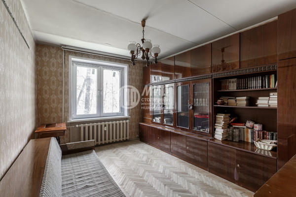 Продам трехкомнатную (3-комн.) квартиру, Обручева ул, 59, Москва г