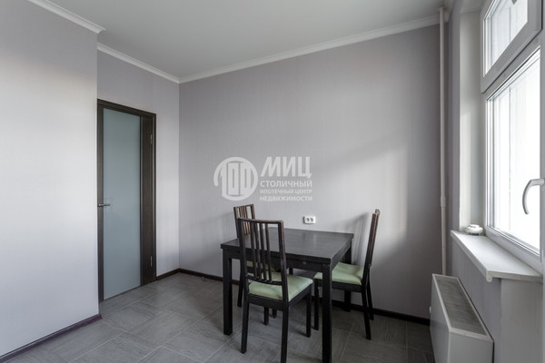 Продам однокомнатную (1-комн.) квартиру, Перовская ул, 66к5, Москва г
