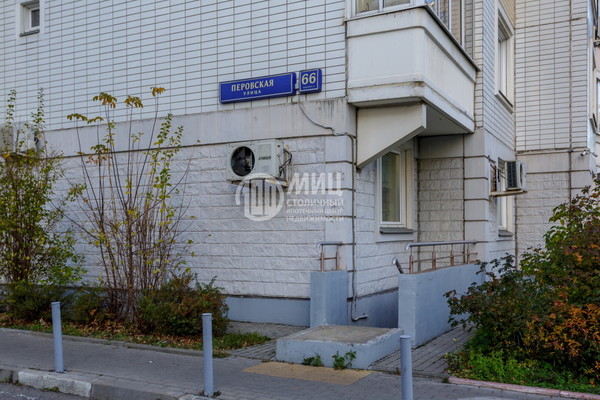 Продам однокомнатную (1-комн.) квартиру, Перовская ул, 66к5, Москва г