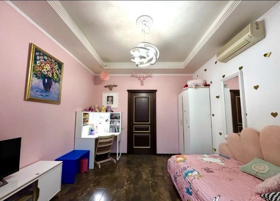 Продам многокомнатную квартиру, Русаковская ул, 18к20, Москва г