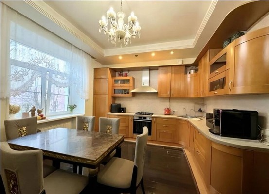 Продам многокомнатную квартиру, Русаковская ул, 18к20, Москва г