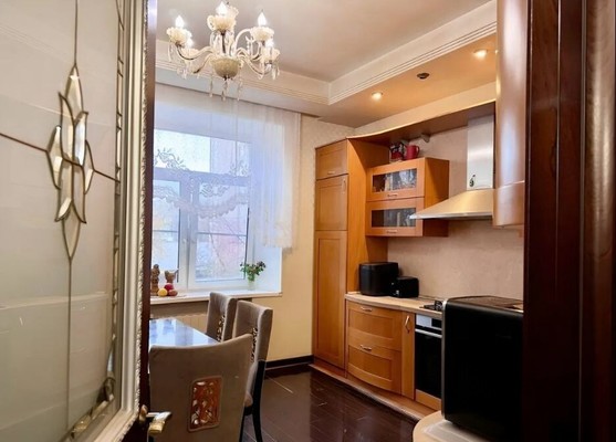 Продам многокомнатную квартиру, Русаковская ул, 18к20, Москва г