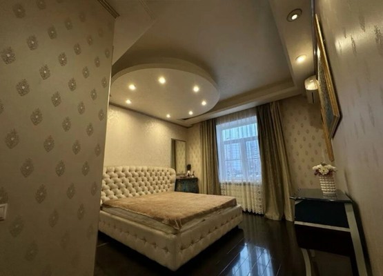 Продам многокомнатную квартиру, Русаковская ул, 18к20, Москва г