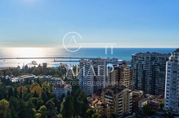 Продам двухкомнатную (2-комн.) квартиру, Первомайская (Центральный р-н) ул, 26/1, Сочи г