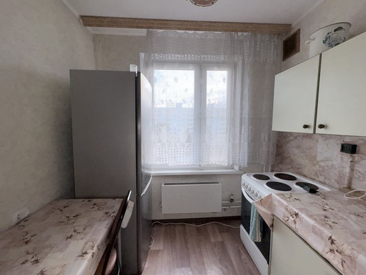 Продам однокомнатную (1-комн.) квартиру, Профсоюзная ул, 114к3, Москва г