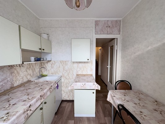 Продам однокомнатную (1-комн.) квартиру, Профсоюзная ул, 114к3, Москва г