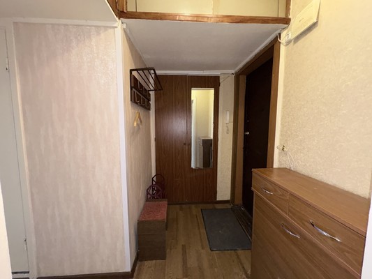 Продам однокомнатную (1-комн.) квартиру, Профсоюзная ул, 114к3, Москва г