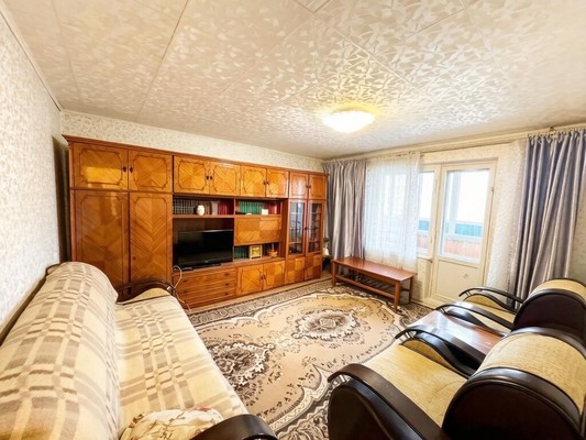 Продам трехкомнатную (3-комн.) квартиру, Сафиуллина ул, 30, Казань г