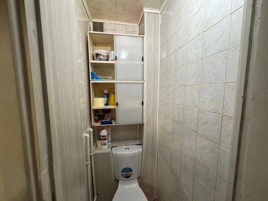 Продам трехкомнатную (3-комн.) квартиру, Сафиуллина ул, 30, Казань г