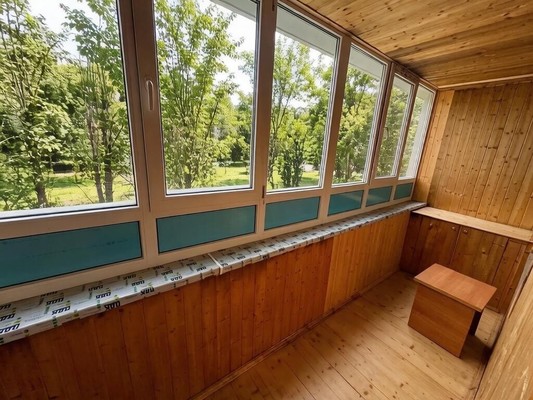 Продам трехкомнатную (3-комн.) квартиру, Сафиуллина ул, 30, Казань г