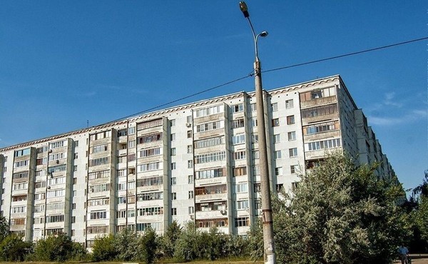 Продам трехкомнатную (3-комн.) квартиру, Сафиуллина ул, 30, Казань г