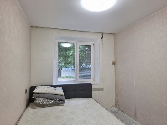 Продам трехкомнатную (3-комн.) квартиру, Садовый пер, 4, Рощино гп