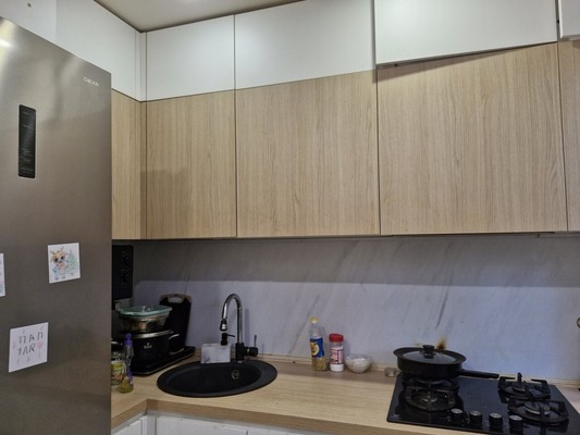 Продам трехкомнатную (3-комн.) квартиру, Садовый пер, 4, Рощино гп