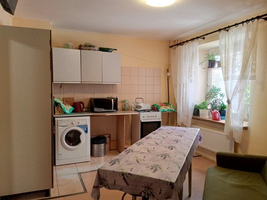 Продам трехкомнатную (3-комн.) квартиру, Садовый пер, 2к2, Рощино гп