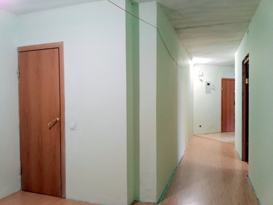 Продам трехкомнатную (3-комн.) квартиру, Садовый пер, 2к2, Рощино гп