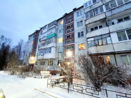 Продам двухкомнатную (2-комн.) квартиру, Центральная ул, 10, Коробицыно п