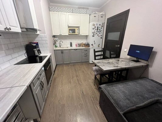 Продам однокомнатную (1-комн.) квартиру, Советский пр-кт, 34к2, Сестрорецк г
