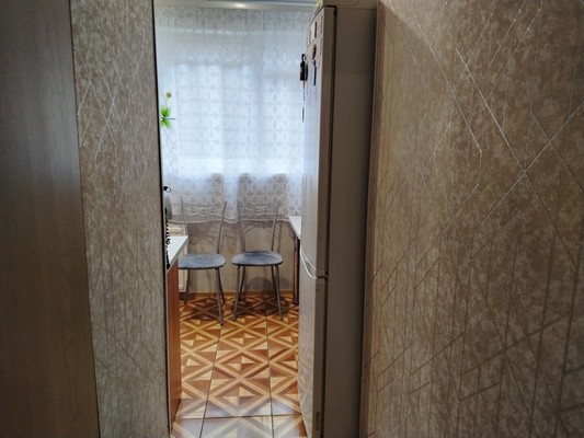 Продам трехкомнатную (3-комн.) квартиру, 5, Приладожский гп