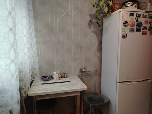 Продам трехкомнатную (3-комн.) квартиру, 5, Приладожский гп