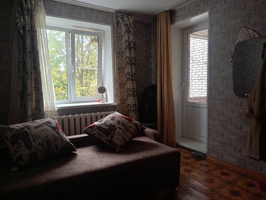 Продам комнату в 4-комн. квартире, Ленина ул, 15А, Отрадное г