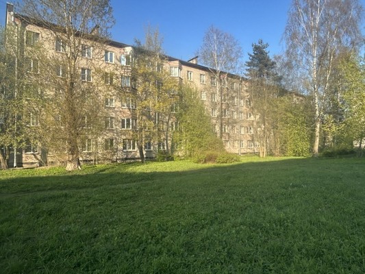 Продам двухкомнатную (2-комн.) квартиру, Вокзальная ул, 3, Отрадное г