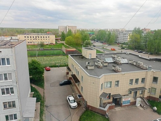 Продам однокомнатную (1-комн.) квартиру, Партизанской Славы б-р, 6, Кировск г