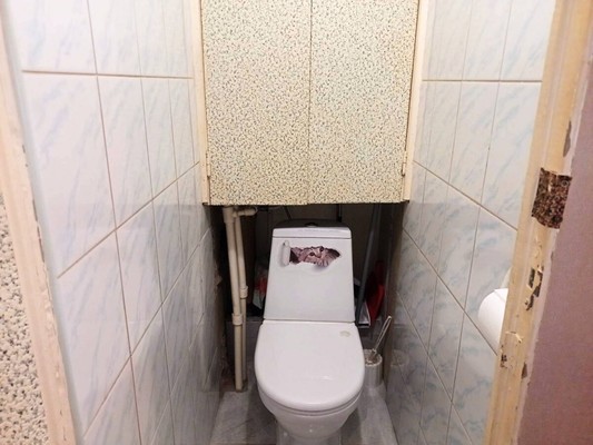 Продам однокомнатную (1-комн.) квартиру, Партизанской Славы б-р, 6, Кировск г