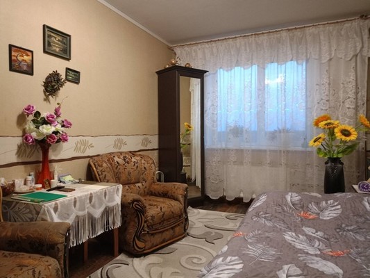 Продам однокомнатную (1-комн.) квартиру, Гагарина ул, 20, Отрадное г